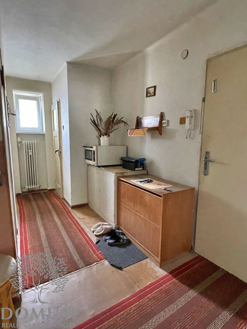 Priestranný - 78 m² tehlový - 3i byt Nové Mesto n/V, ul. SNP - 8