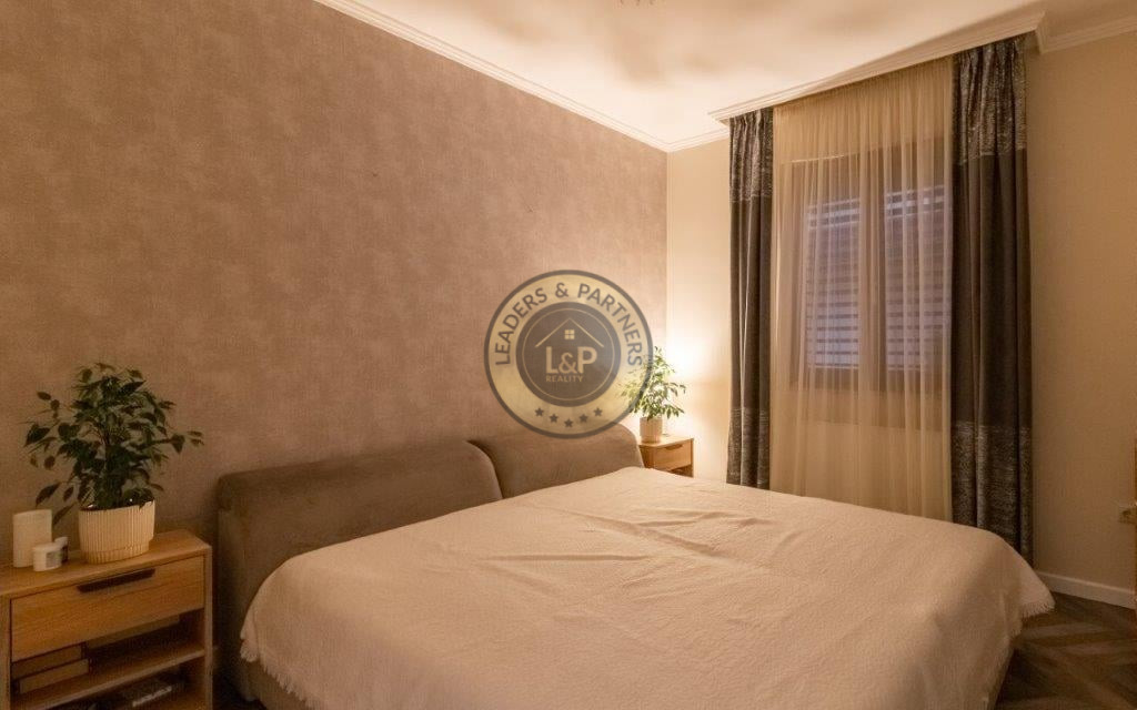 PREDAJ 7izbový rodinný dom s bazénom a saunou Mosonmagyaróvá - 8