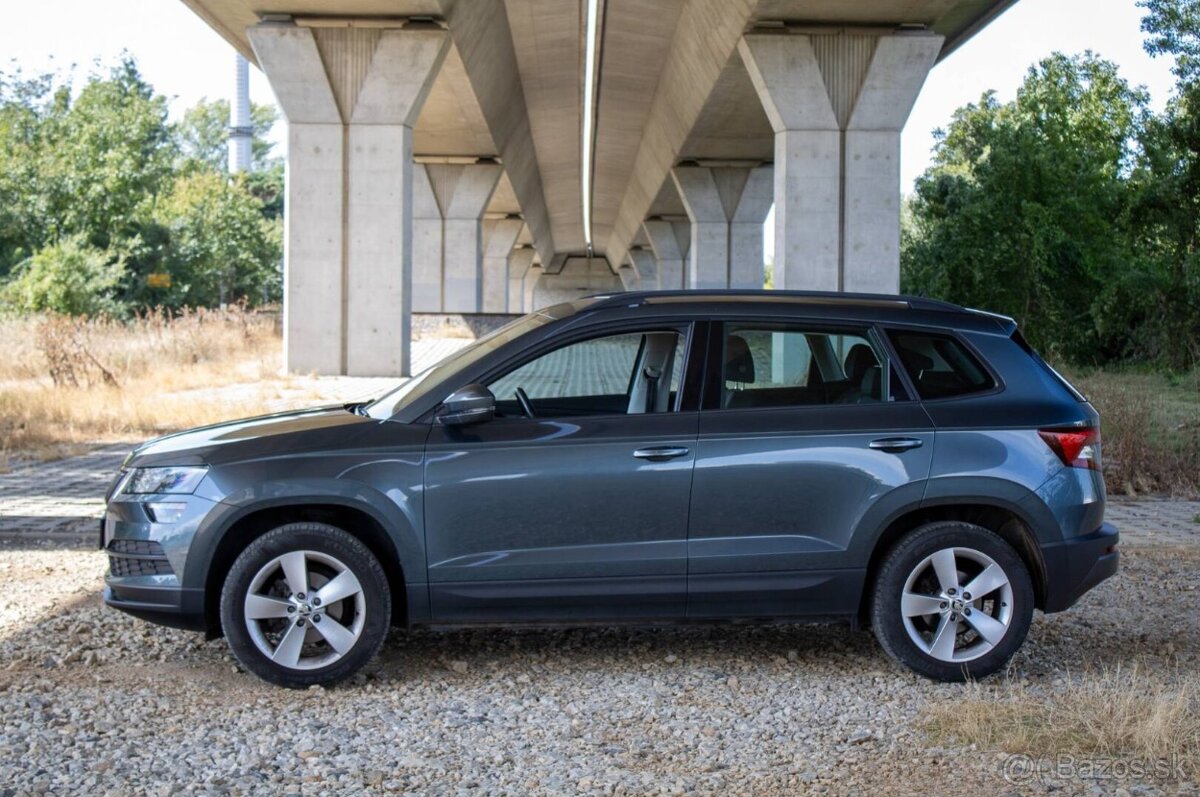 Škoda Karoq 1.6TDI Life M6 - 8