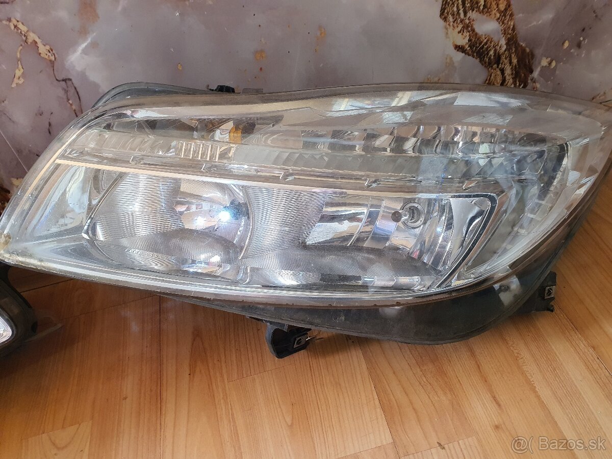 Predné svetlá Opel insignia - 8