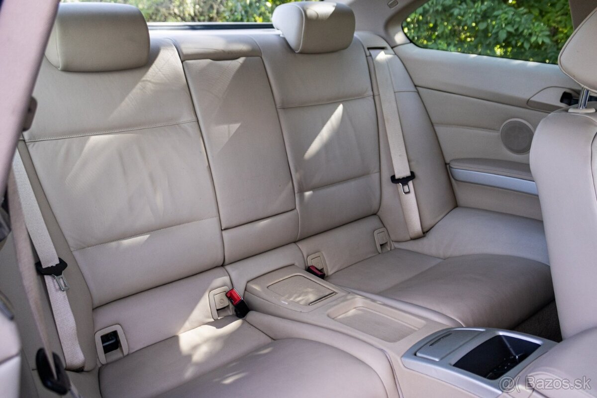 BMW 330 d xDrive /SUPER STAV / AJ NA SPLÁTKY / PROTIÚČET / - 8