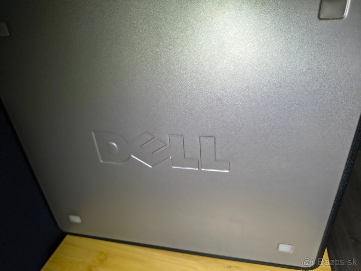 Monitory Dell Ultrasharp 2009Wt 2ks (+ PC Dell grátis) - 8