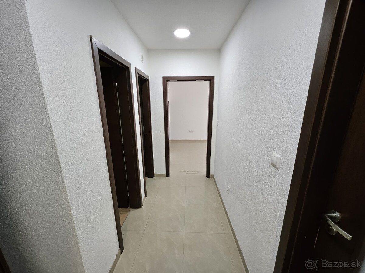 Slnečný 3-izbový byt - 8