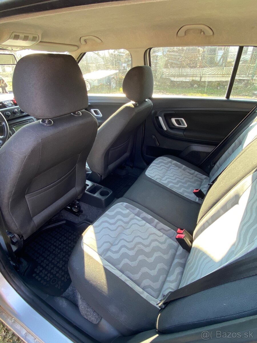 Škoda Fabia Combi II 1,4 TDI (2009) - 8