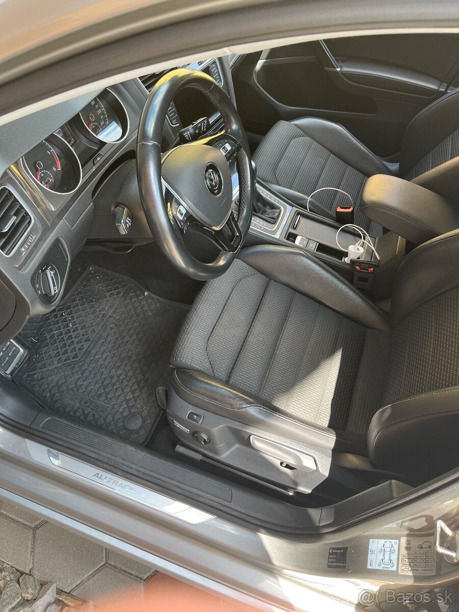 Volkswagen Golf Alltrack - 8
