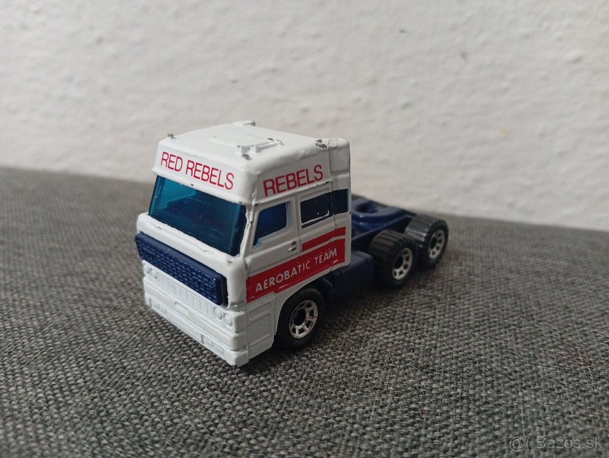 4x Matchbox Ťahač, Kenworth, DAF - 8