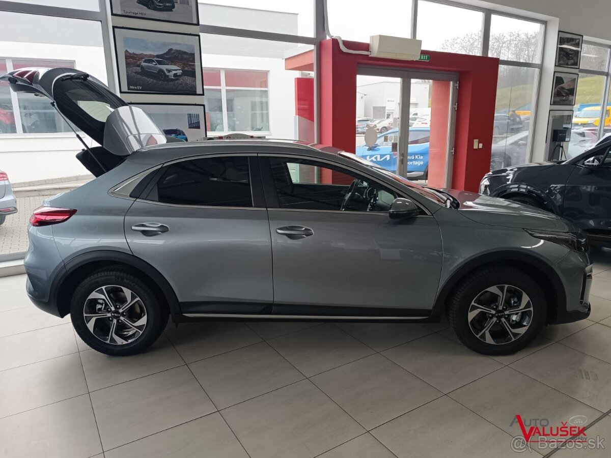 Kia XCEED 1,5 T-GDI M6 GOLD - 8