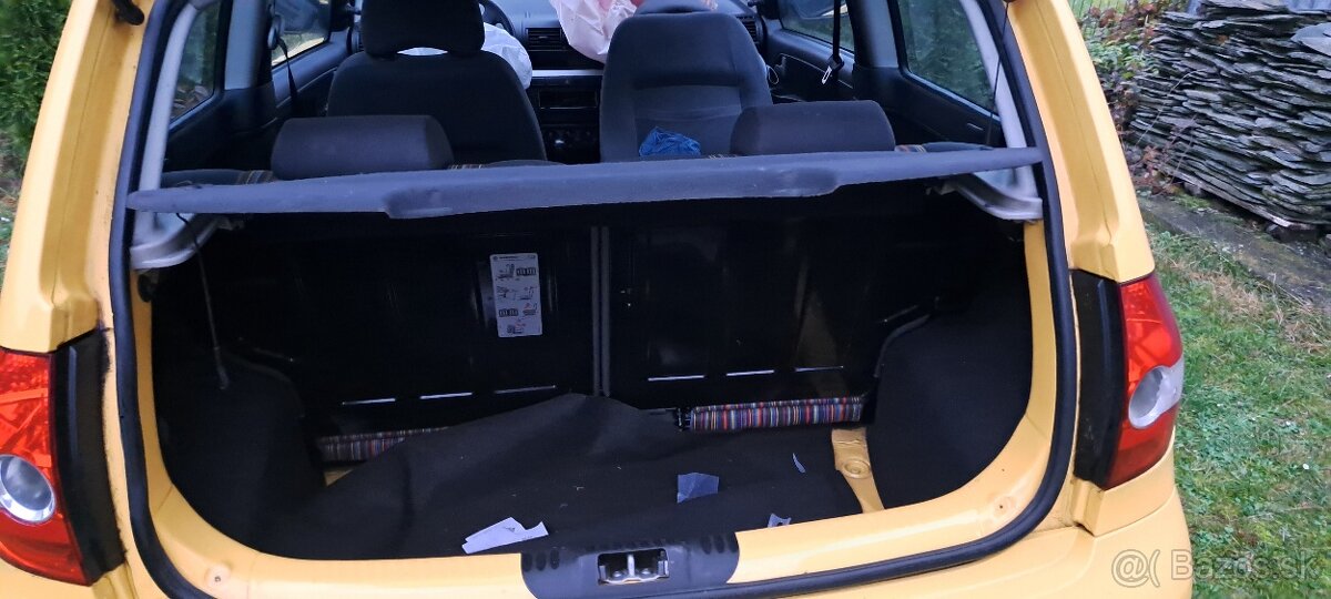 Predám len v celku volkswagen fox 1.2 - 8