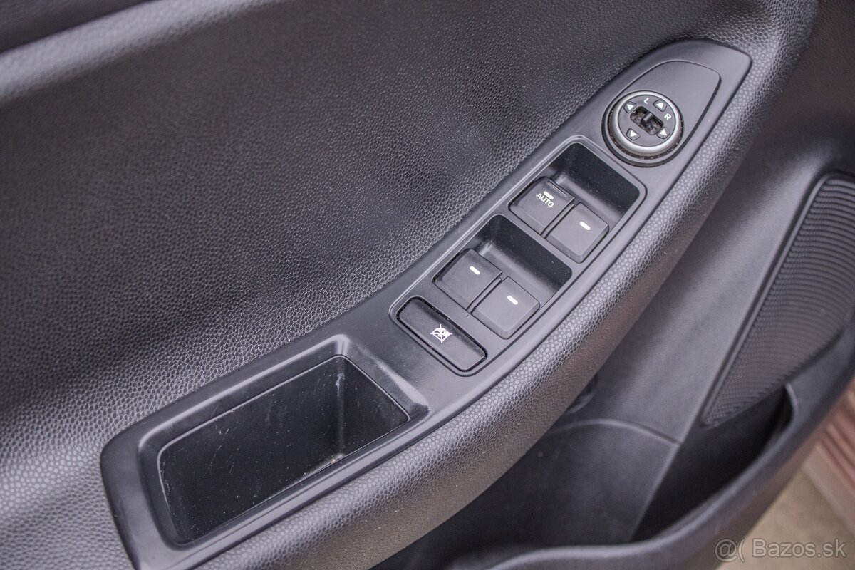 Hyundai i20 1.2i 16V Go, 62kW, M5 - 8