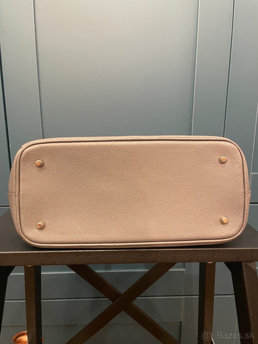 Sivá kožená kabelka Furla - 8