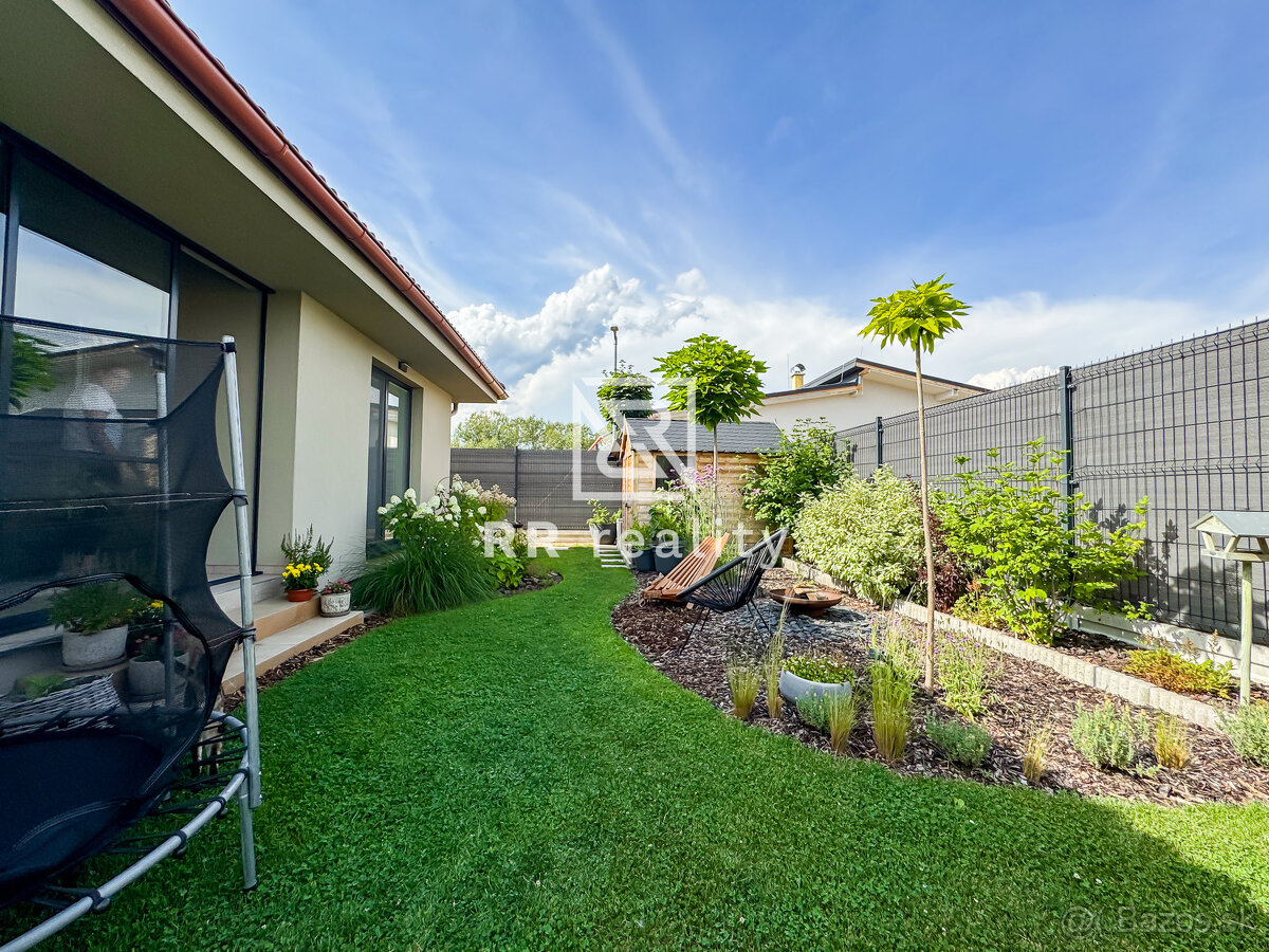 Zariadená novostavba RD NOVÉ MOKRANCE 135m2 na pozemku 565m2 - 8