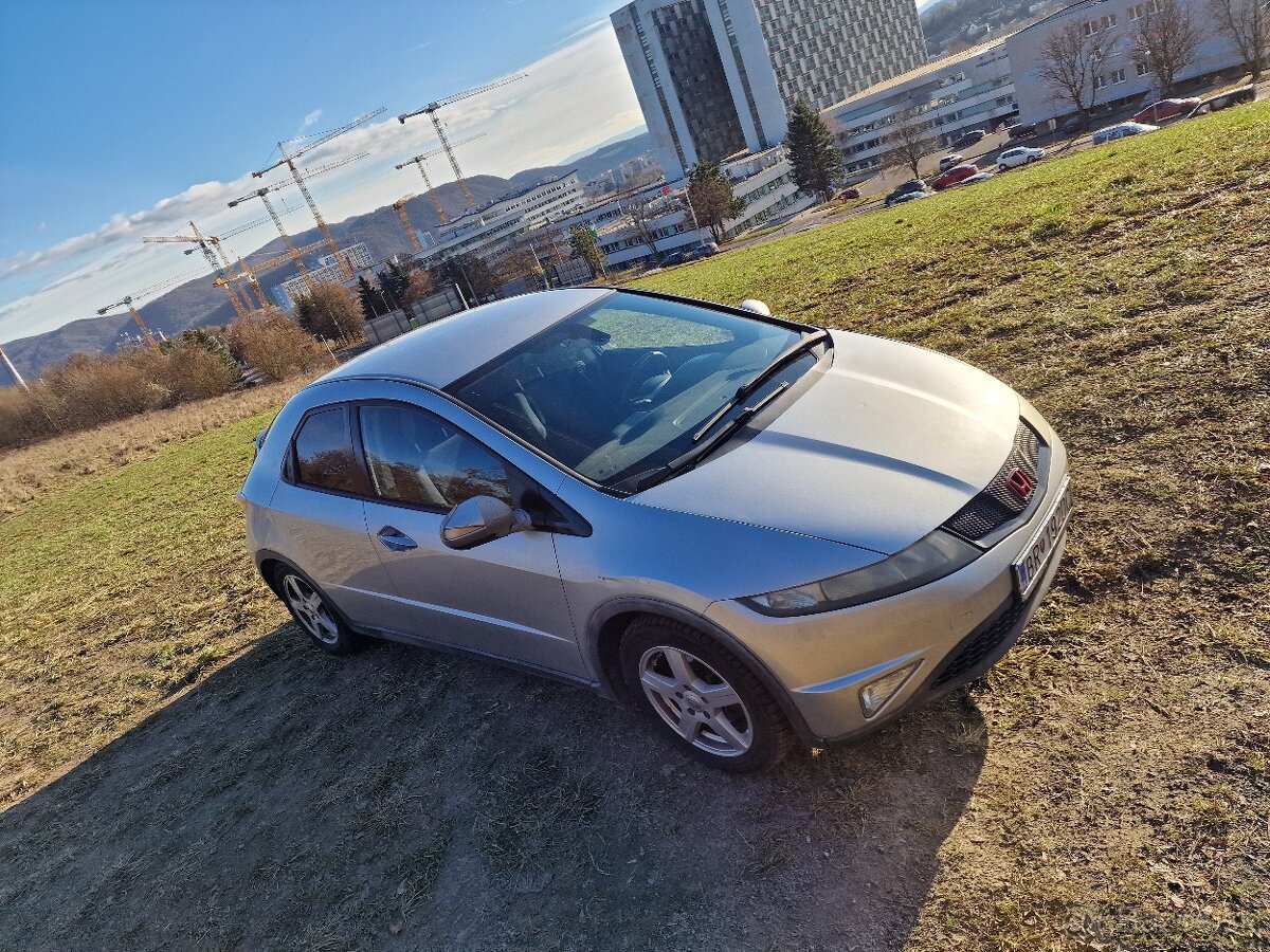 Honda civic 1.8i vtec 8g - 8