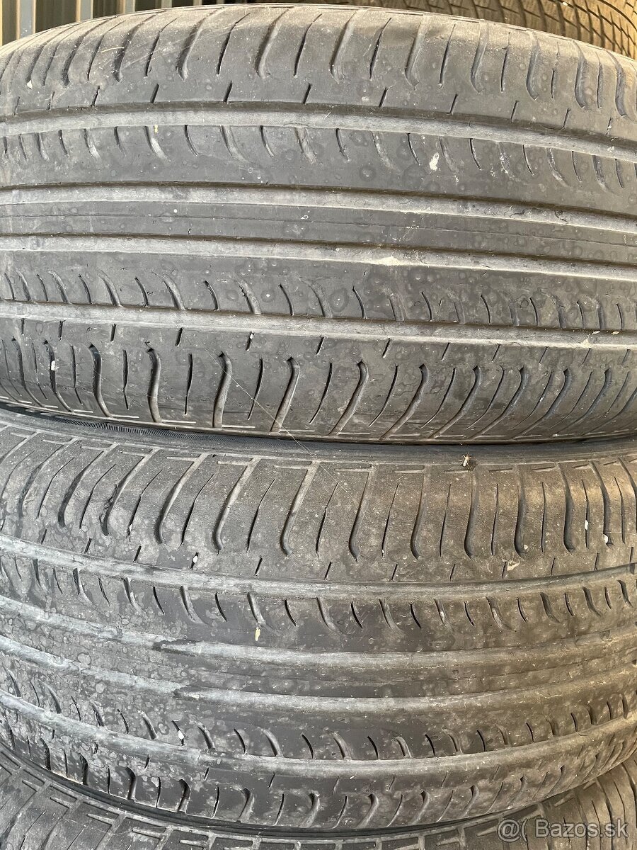Pneu 225/60 r17 - 8
