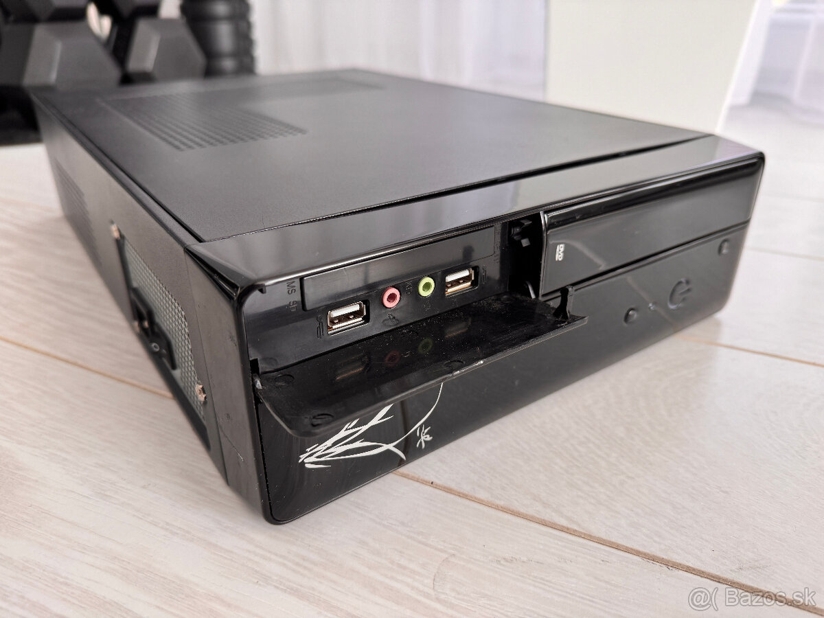 Kancelársky počítač AMD Phenom II, 4GB, ASUS Geforce 210 - 8