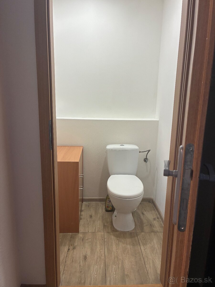 Prenájom zariadený 2izbový byt - 8