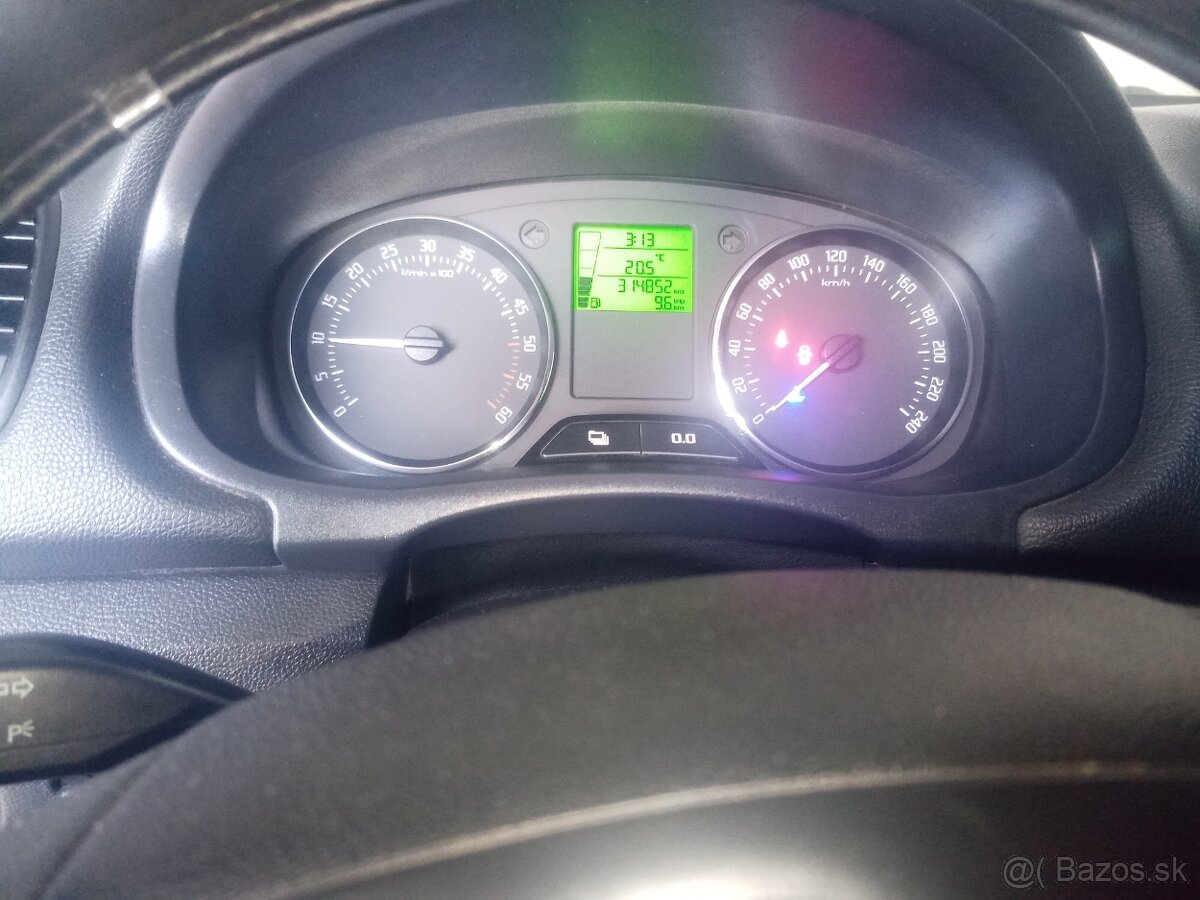 Škoda Fabia combi 1.6tdi - 8