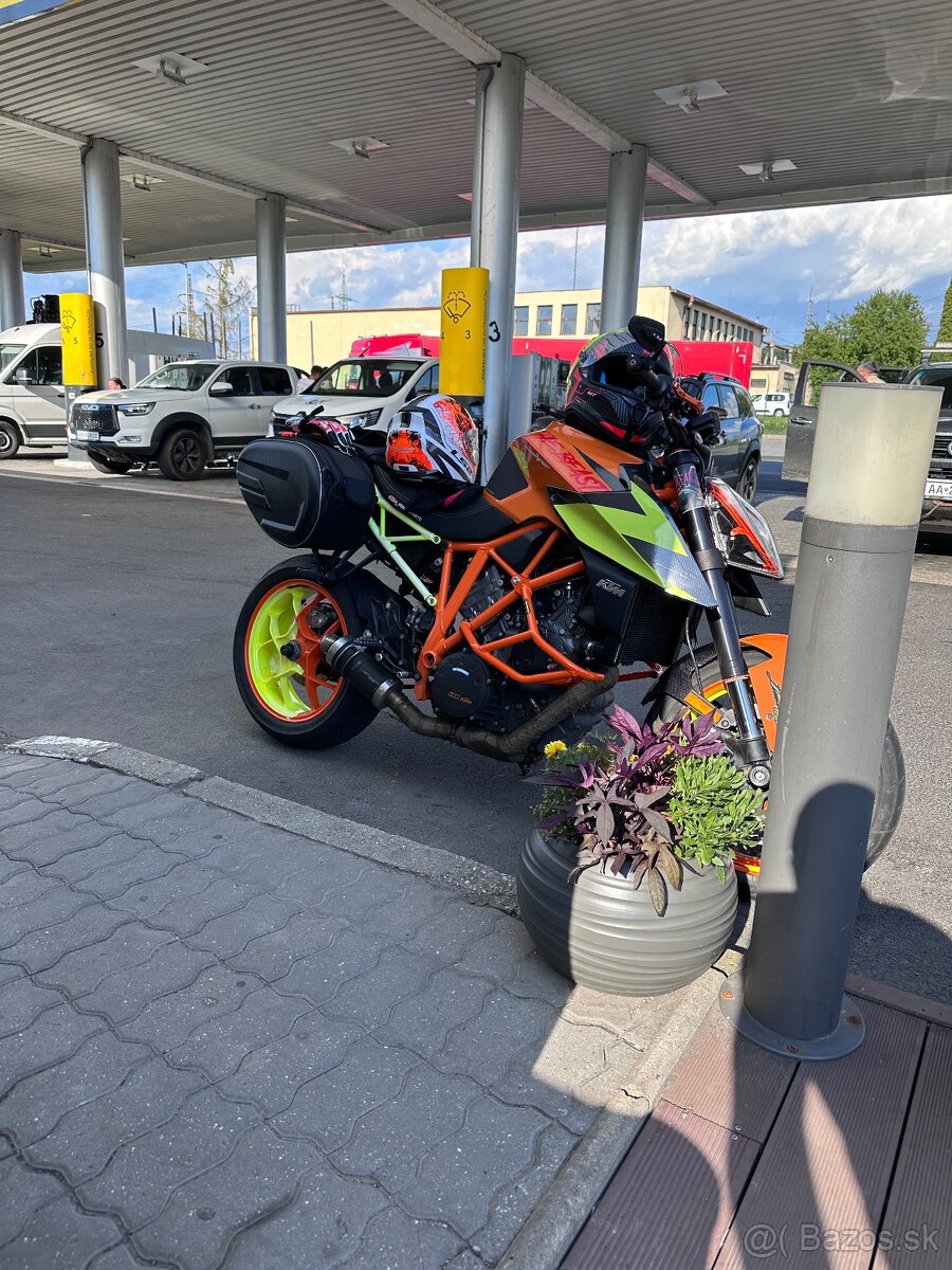 Ktm superduke 1290 - 8