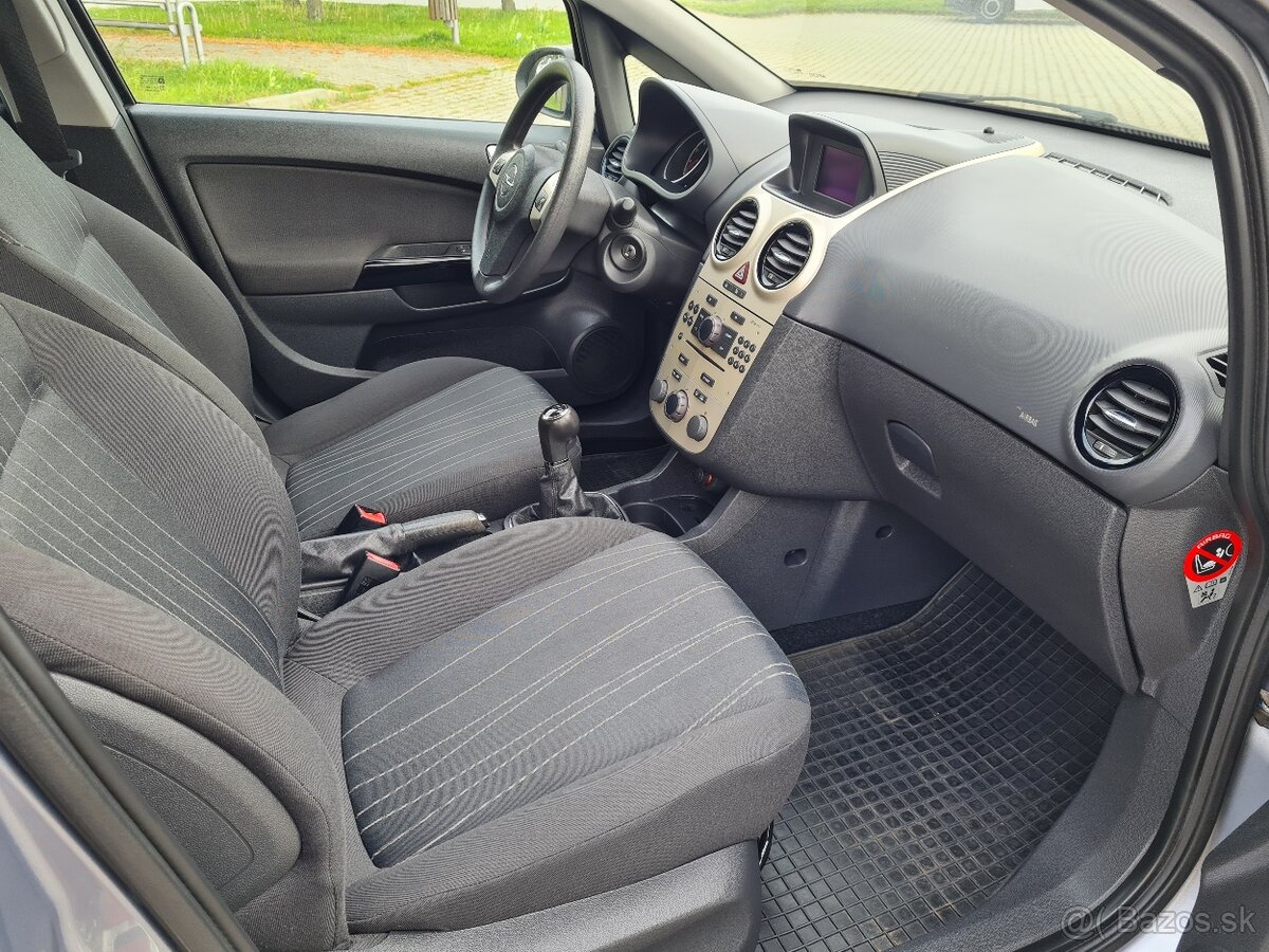 ⭐️ OPEL CORSA 1,0 benzin ECOTEC 59 000km - 8