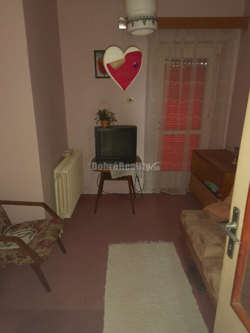 4 izbový dom Dvory nad Žitavou - 8