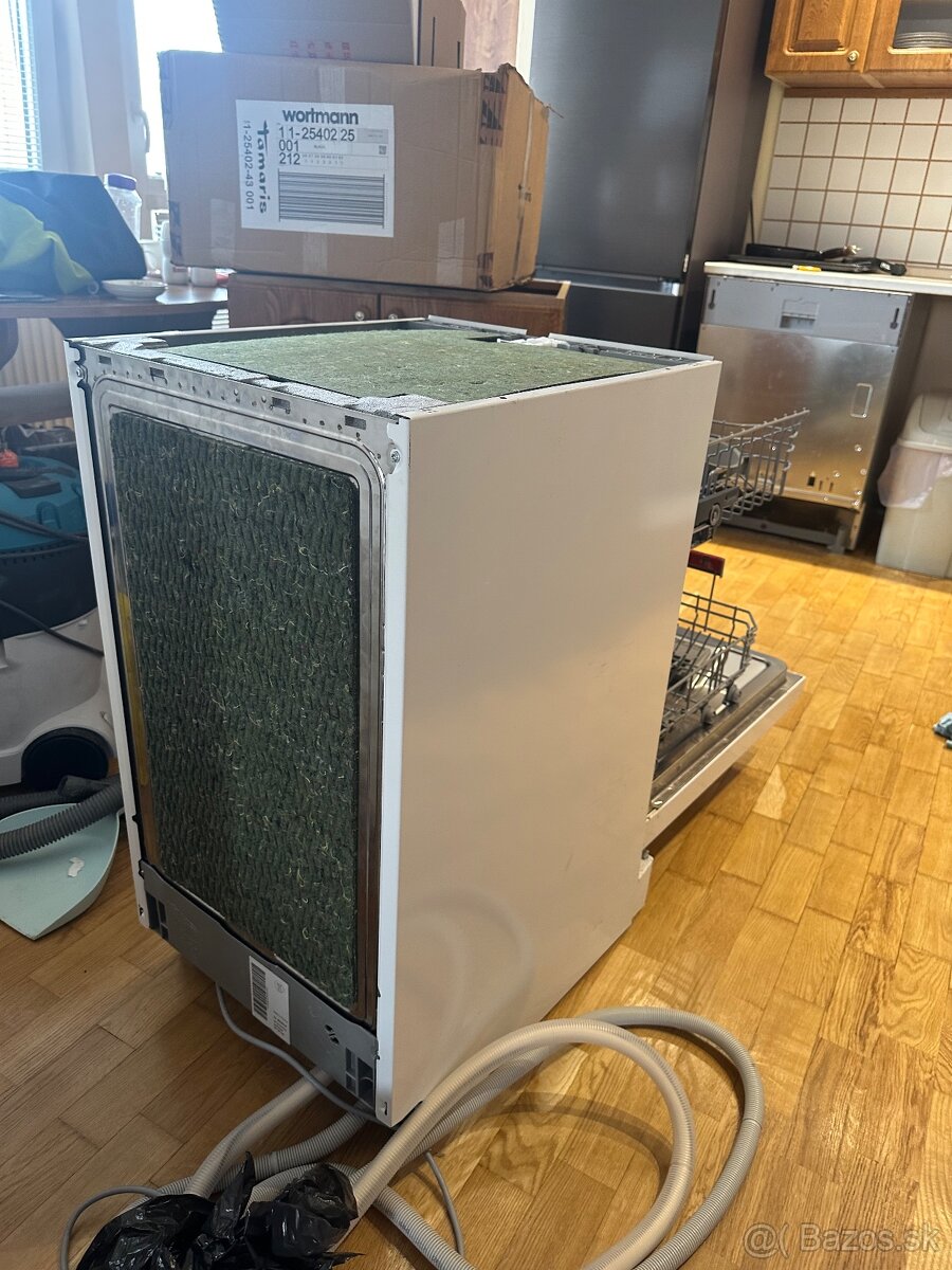 Umývačka riadu Bosch SPS4HKW53E - 8