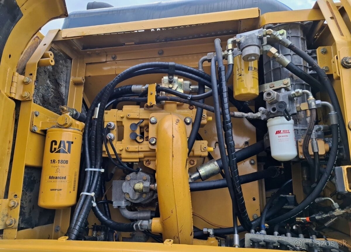 Caterpillar 330CDL - 8