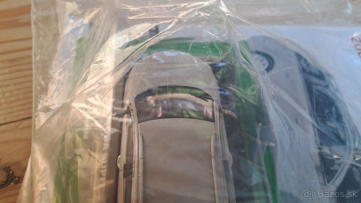 Škoda Superb Combi II 2009 (DeAgostini) - 8