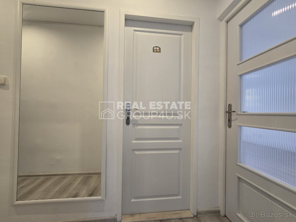 PREDAJ: ZREKONŠTRUOVANÝ 4 IZBOVÝ BYT S VÝMEROU 79 M2 - ul. M - 8