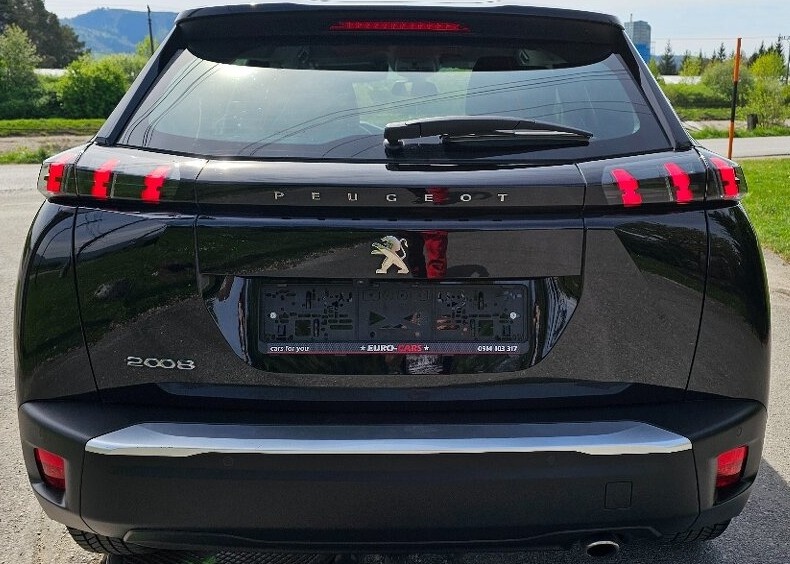 peugeot 2008 - 8
