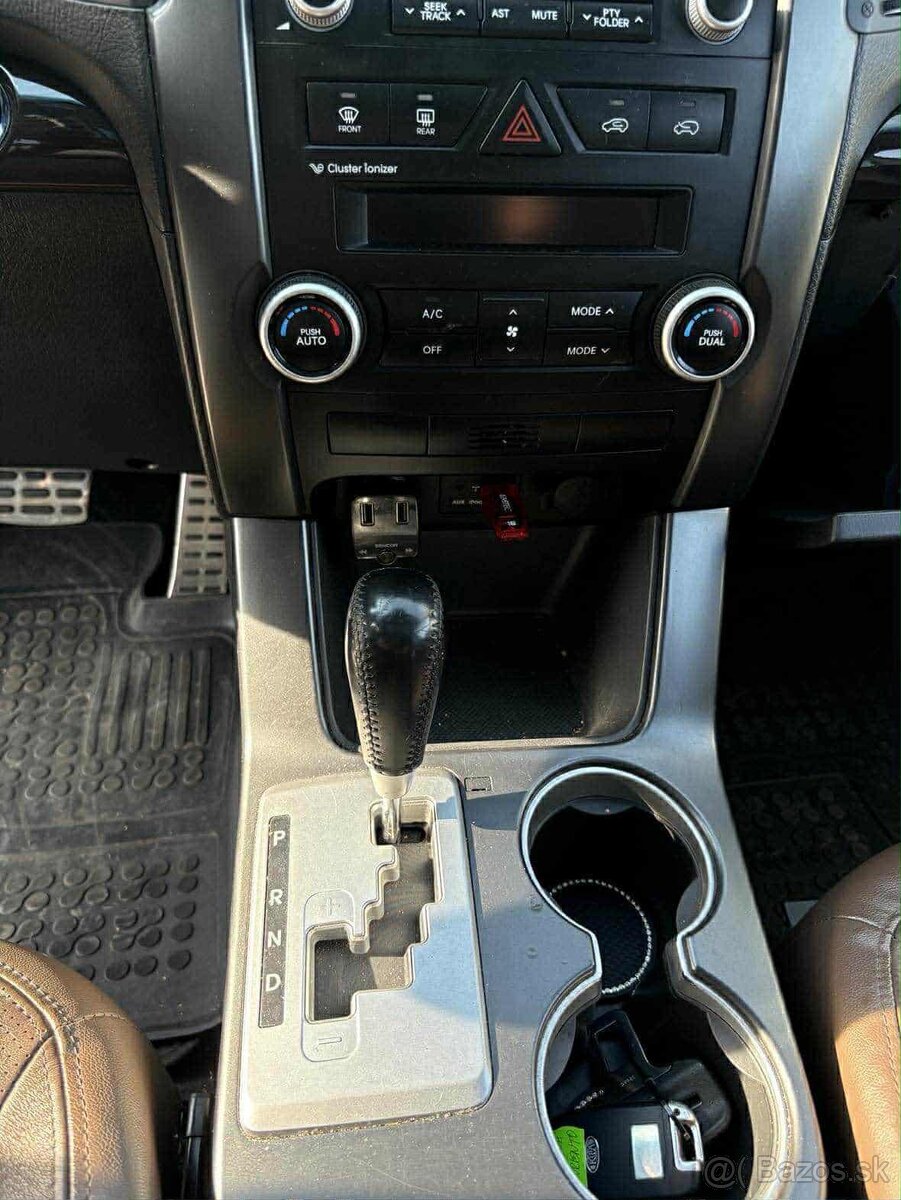 Kia sorento 2009 - 8