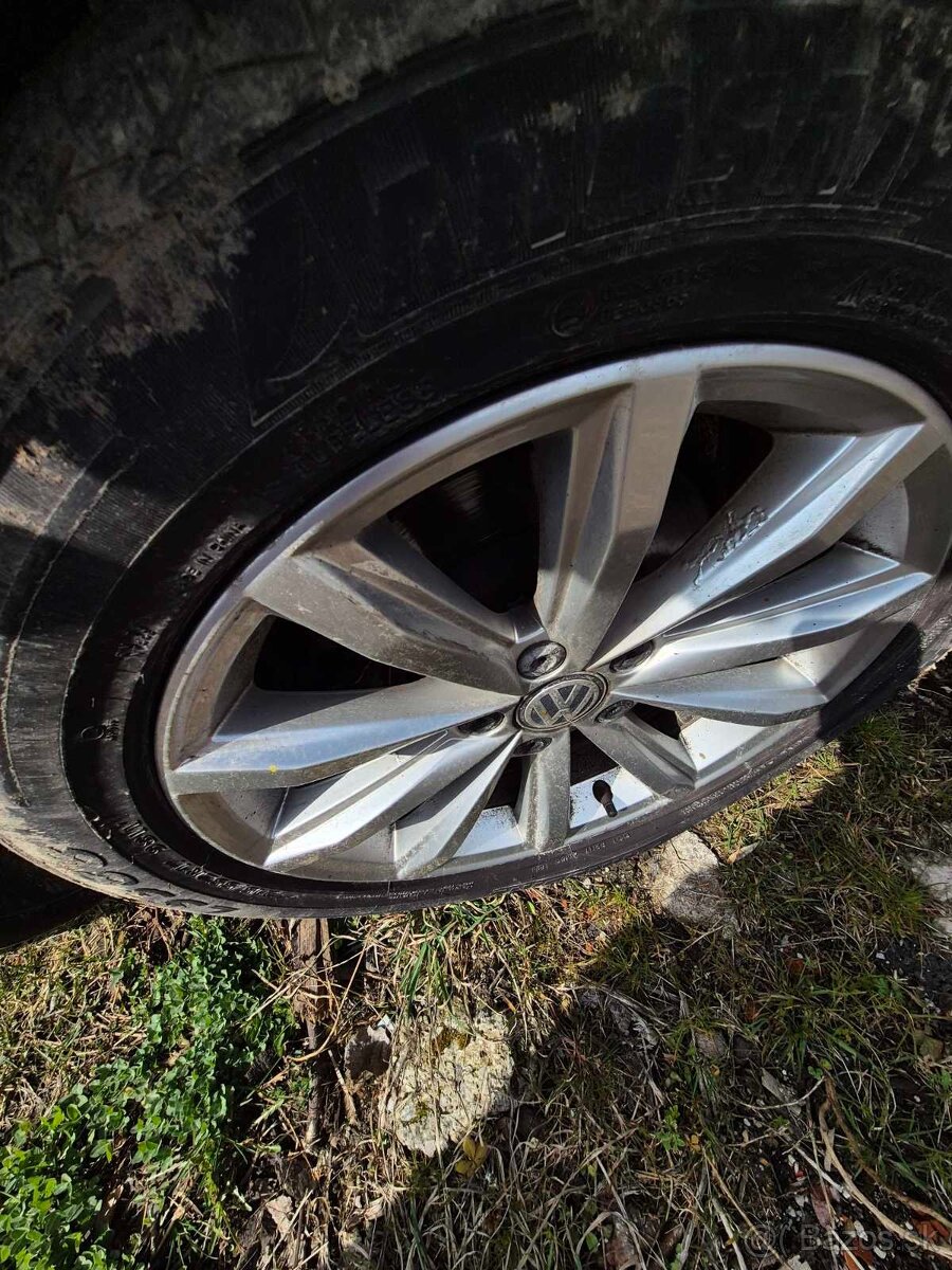 Rozpredám VW Passat b8 - 8