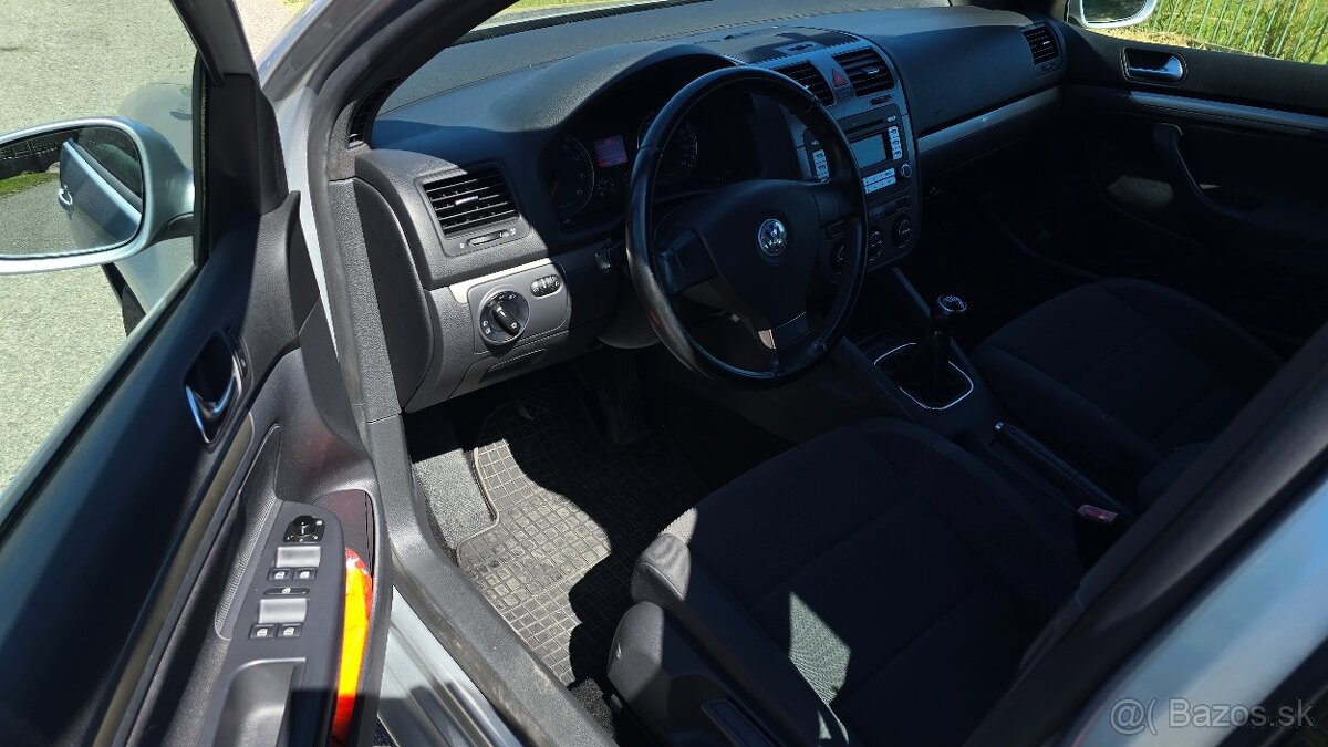 Volkswagen Golf 5 1,6 75kW - 8