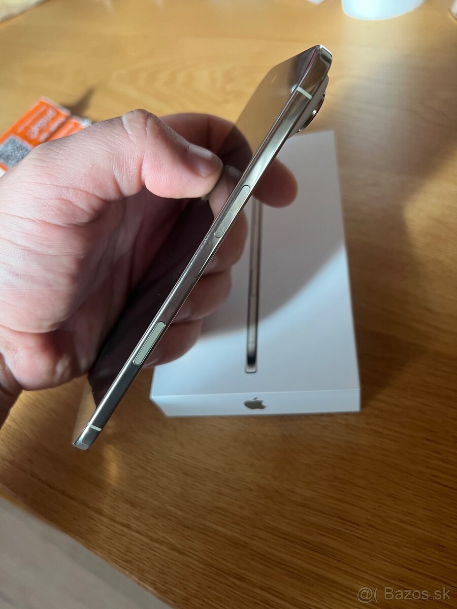 IPHONE AIR 256GB GOLD - 8