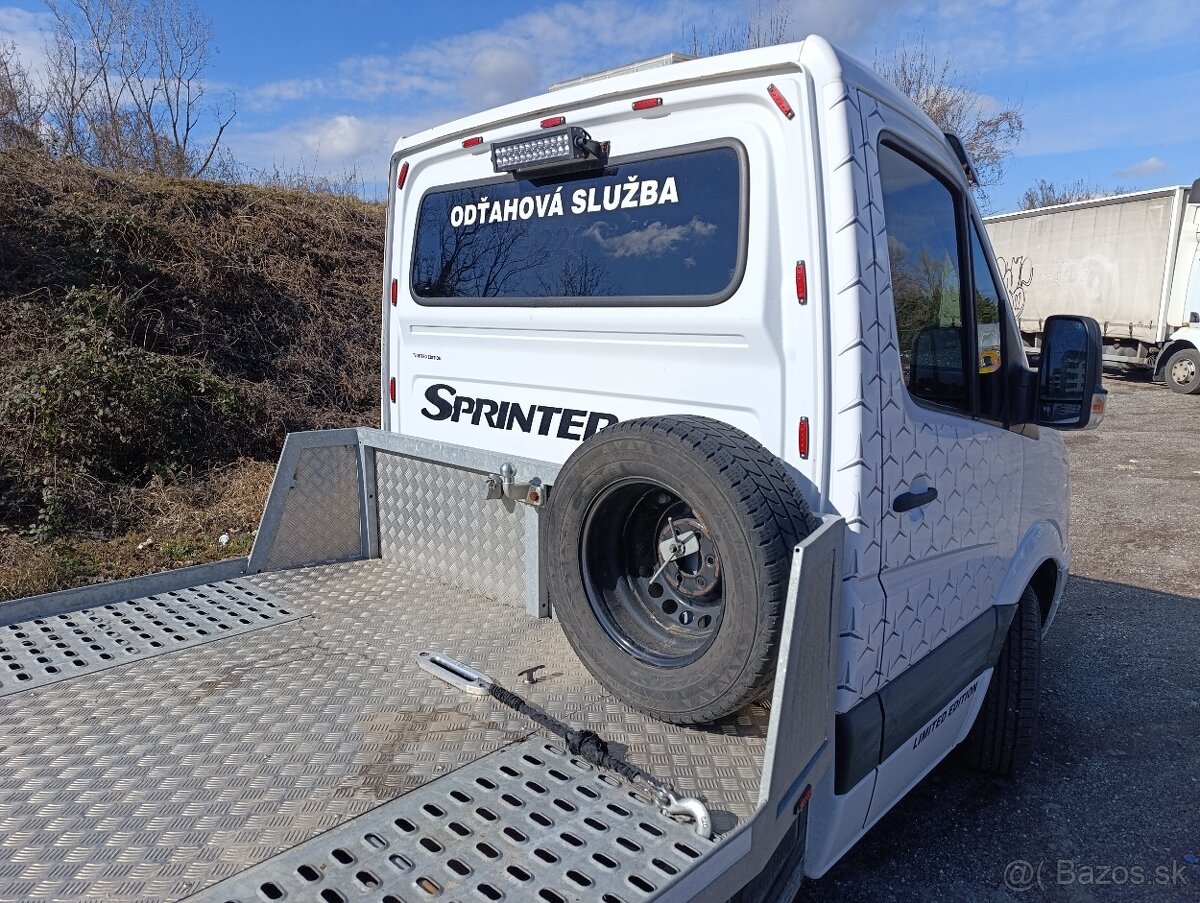 Mercedes Sprinter 315 CDI odťah špeciál - 8
