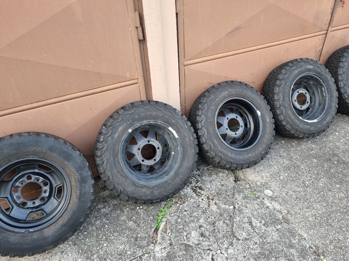 BFGOODRICH 215/75 R15 + 5x139.7 - 8