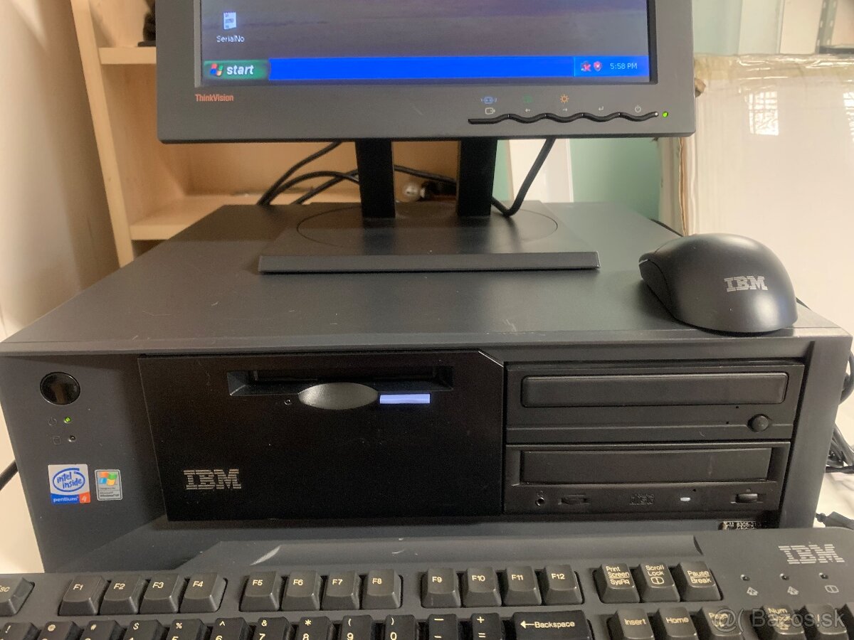 Ibm NetVista pentium 4 - 8