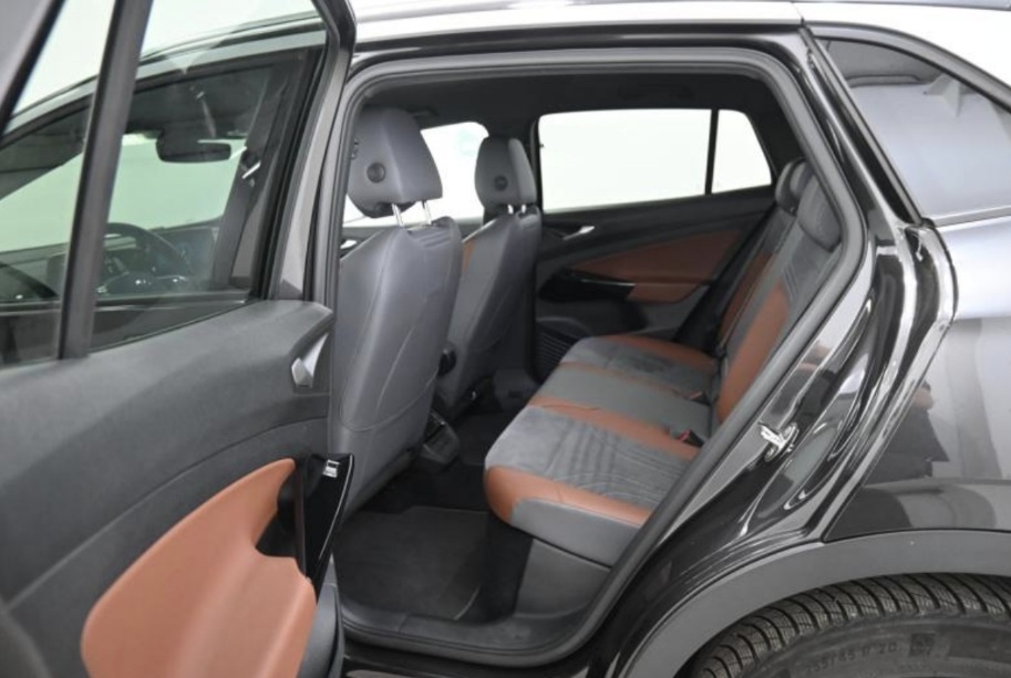 Volkswagen ID.4 77kWh 1ST PRO PERFORMANCE /LED/ ŤAŽNÉ/KOŽA - 8