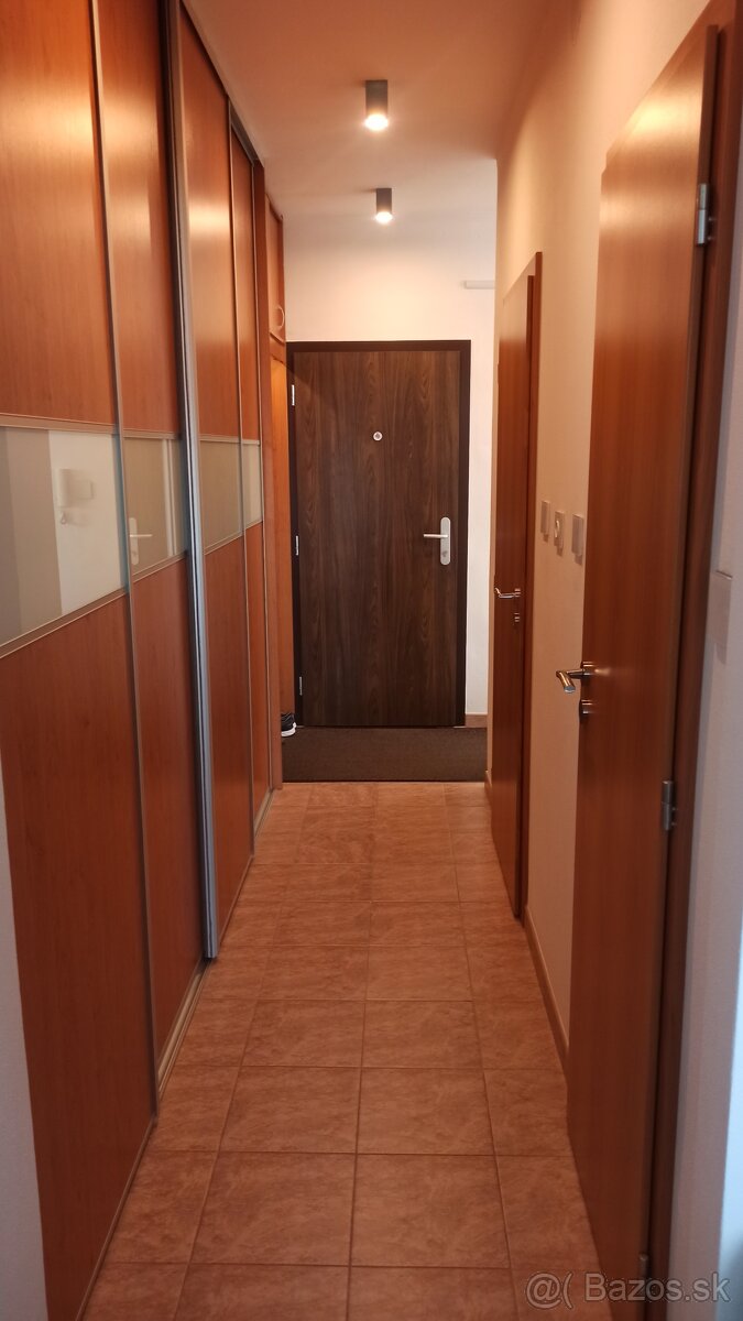 3-izbový byt v centre Sabinova - 8