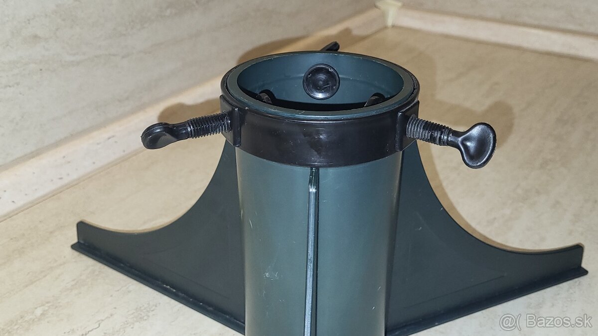 Stojan na Vianočný stromček - 8