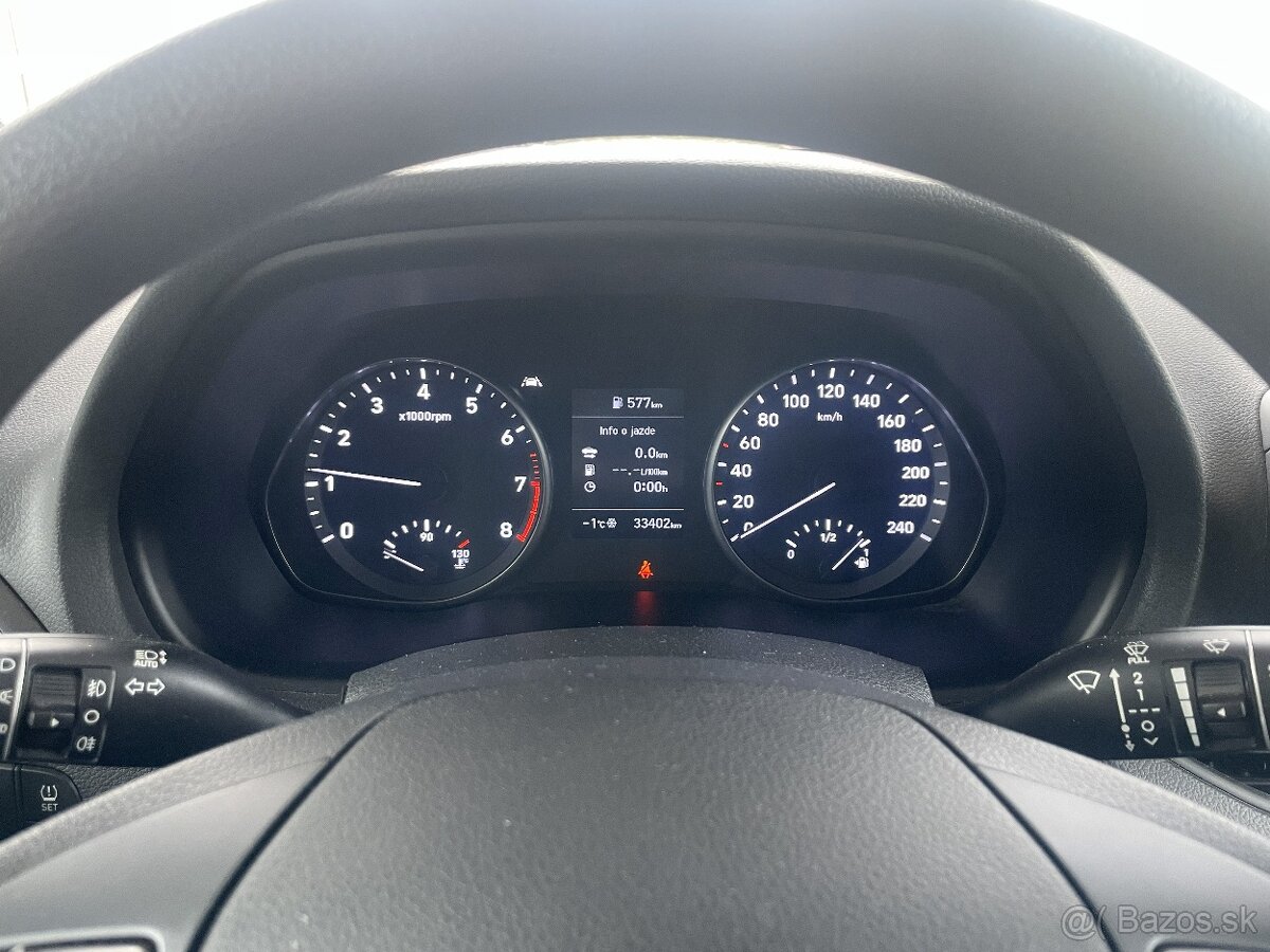 Hyundai I30, 1.5 DPI, model 2023, 33 000km - 8