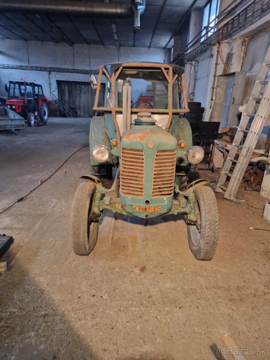 Zetor super - 8