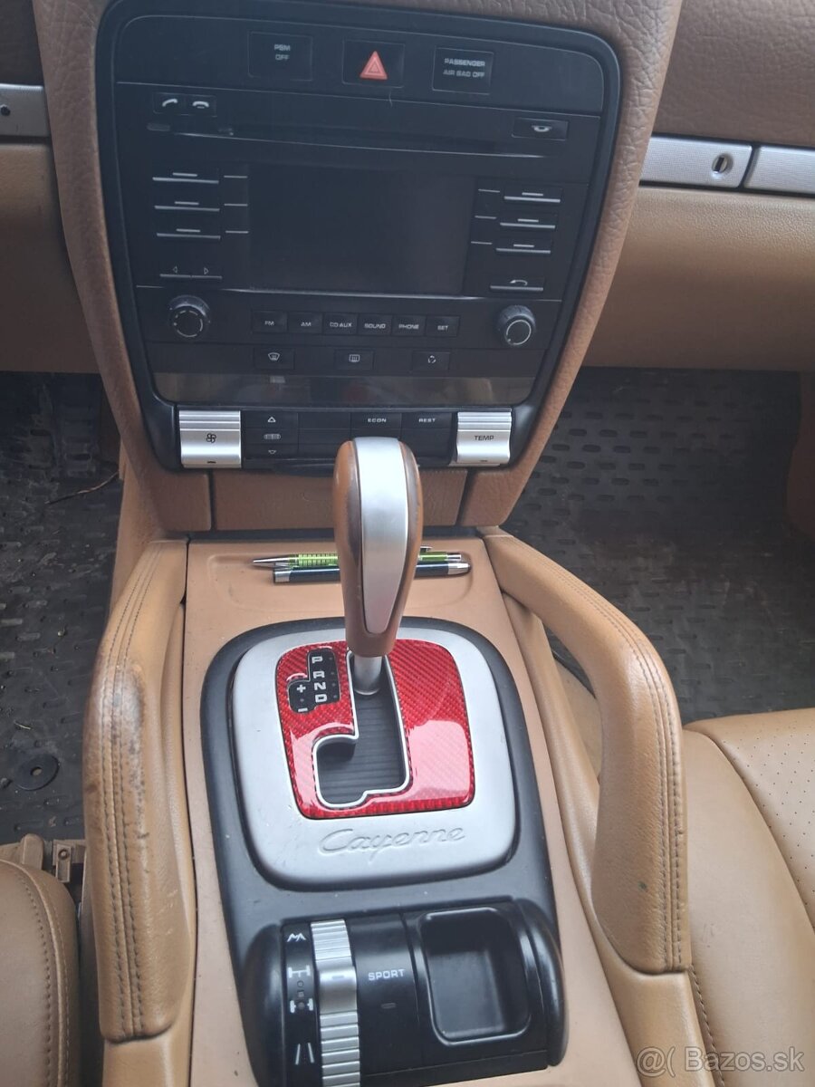 Porsche Cayenne 3.0 TDI - 8