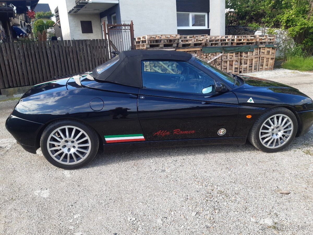 Alfa Romeo Spider - 8