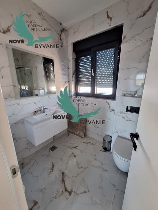 Na predaj novostavba - dvojpodlažný apartmán s výhľadom na m - 8