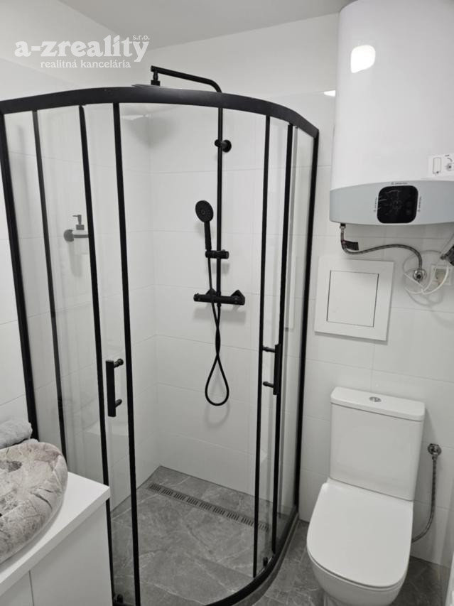 Pekný 1 izbový byt na prenájom v Komárne - 8