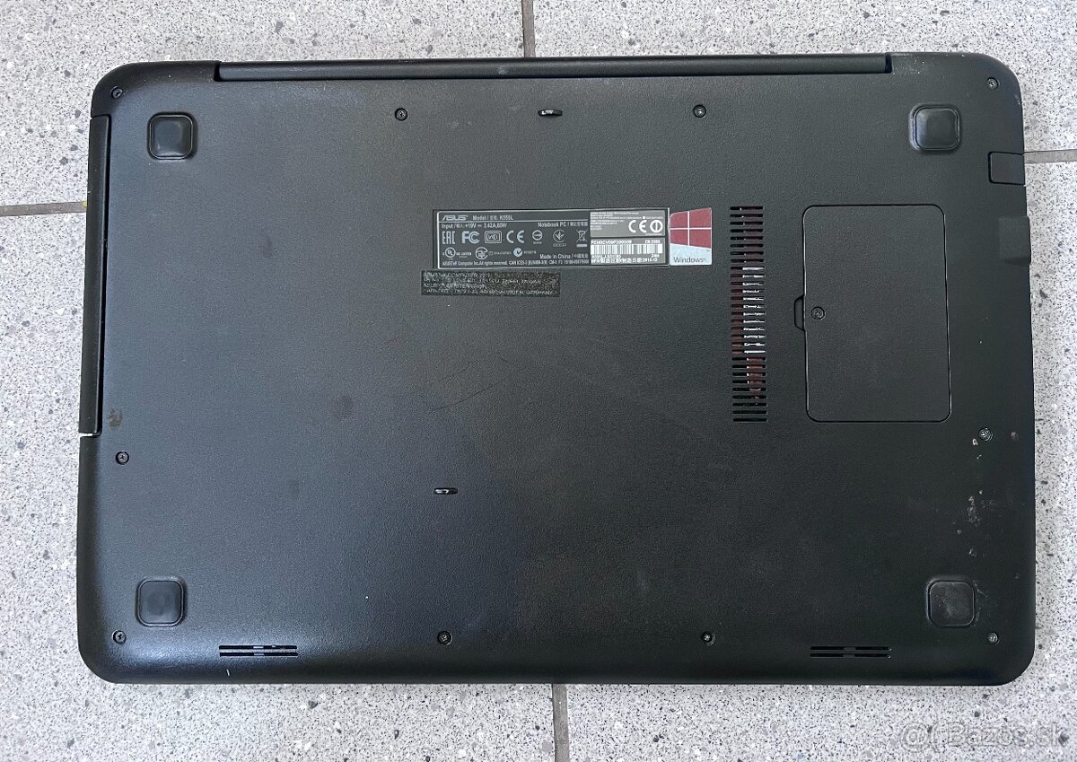 Asus Vivobook / i5 5200U / 8GB RAM / 256GB SSD / 15.6" - 8