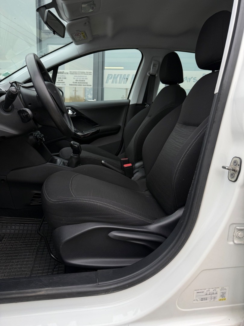 Peugeot 208 1.6 BlueHDi Active - 8