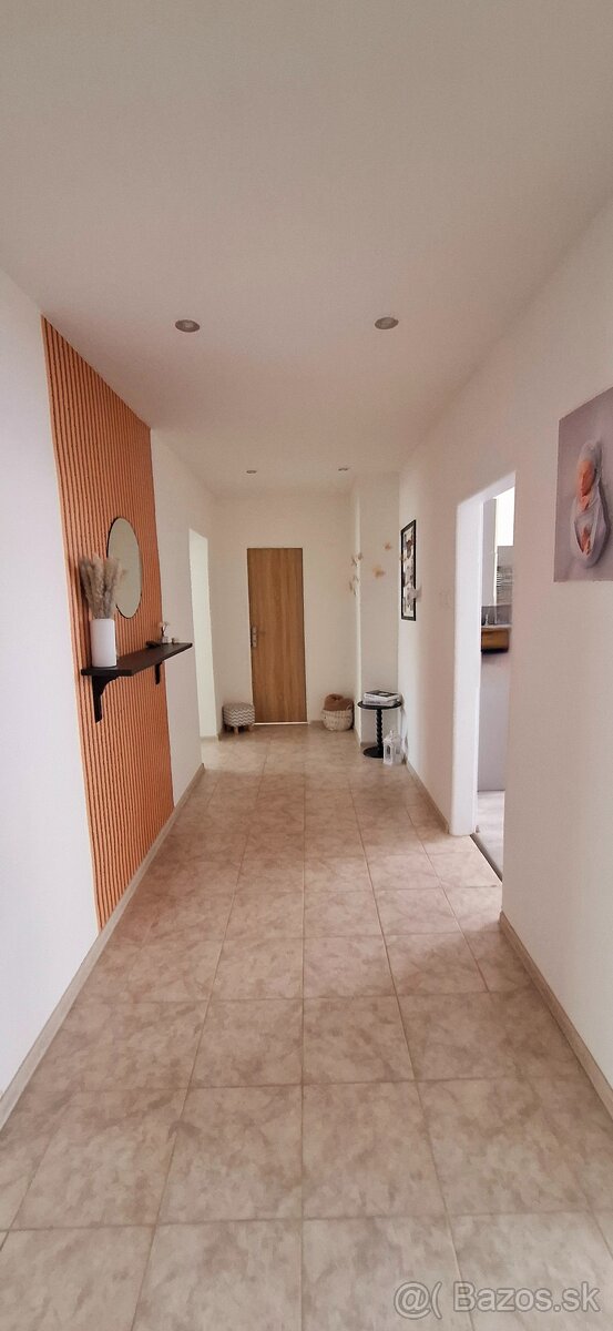 Rodinný dom v Novej Bošáci - 8