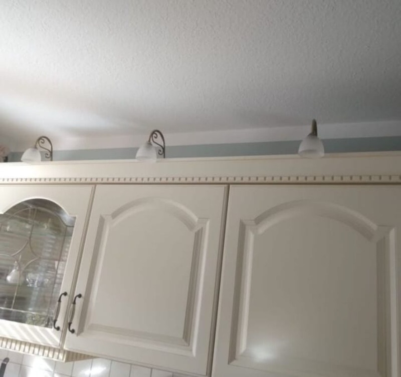 Venkovská krémová kuchyně se spotřebiči, 5882 - 8