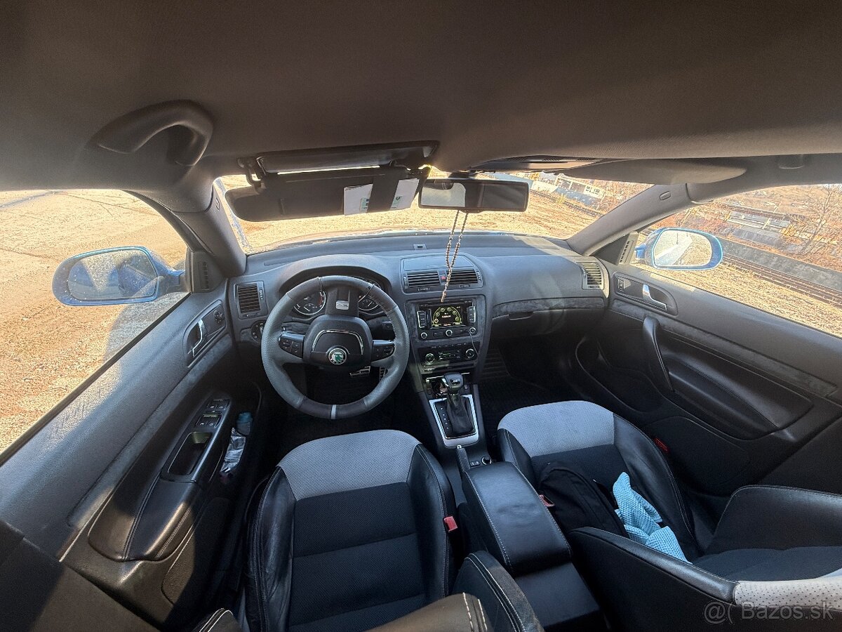 Skoda Octavia 2.0 TDi RS 125kw - 8