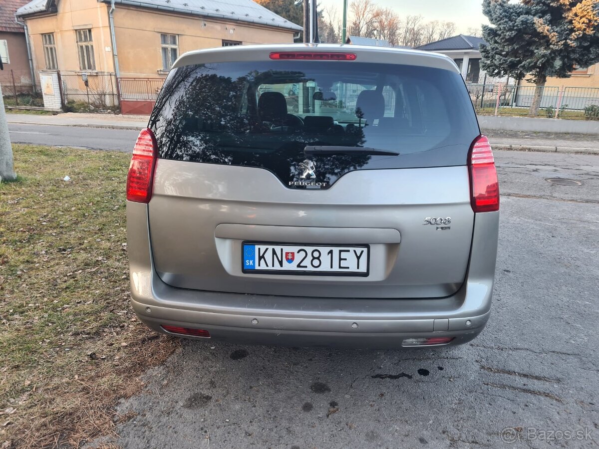 Peugeot 5008 facelift 1,6hdi automat rok 2014 - 8